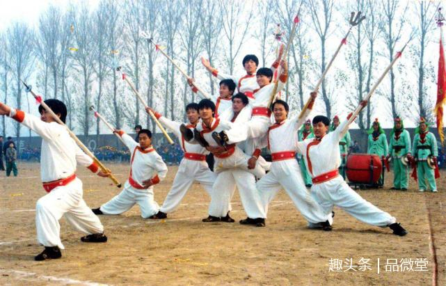 走近古代冷兵器,打猎神器—叉!|武器|飞叉|钢叉|打猎|冷兵器_新浪新闻
