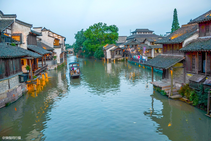 小桥流水人家，中国5个最美水乡古镇，第1个最好玩可坐在水里吃饭
