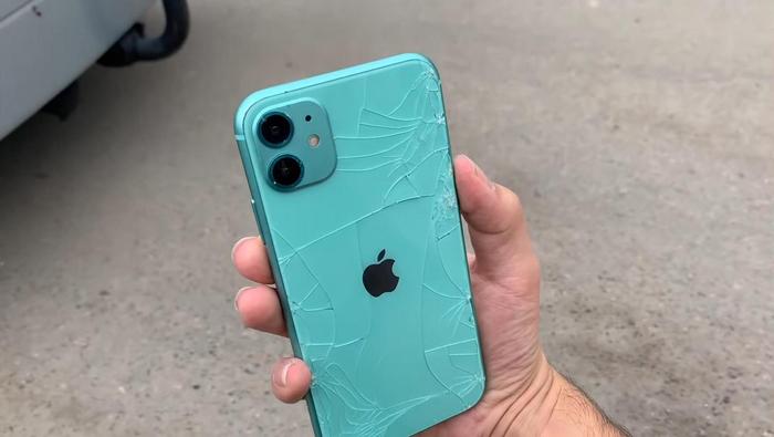 iPhone11 Pro车轮挑战败北！为何苹果高配强度不如低配？