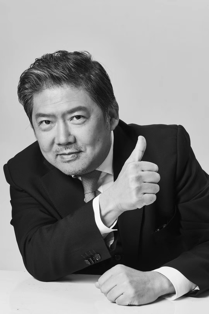 中国指挥家余隆登上国际权威古典音乐杂志《留声机》封面