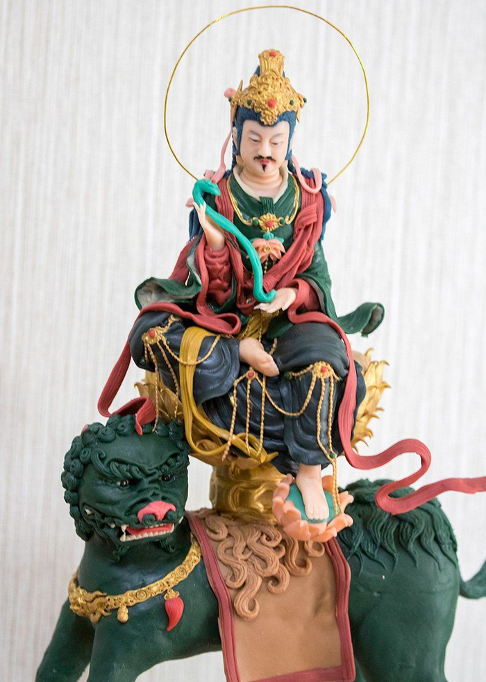 人物塑造有些脸谱化