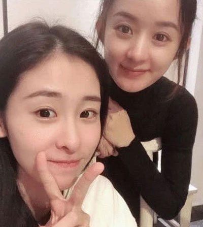 赵丽颖月子照片流出,附赵丽颖抱孩子照片,素颜也好美,超有爱!
