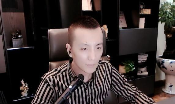 YY神豪七夜荣耀值2000万被嘲讽 下令七門粉丝集体支持金龙|主播_新浪新闻