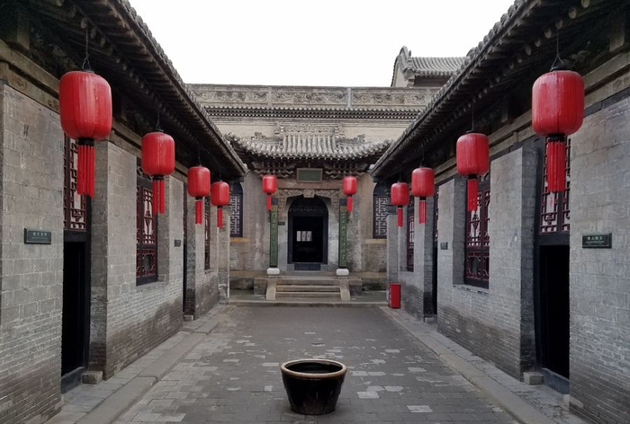 乔家大院,是《大红灯笼高高挂》影视作品的拍摄点