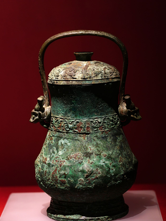 山西青铜博物馆展出的古代青铜器_新浪新闻