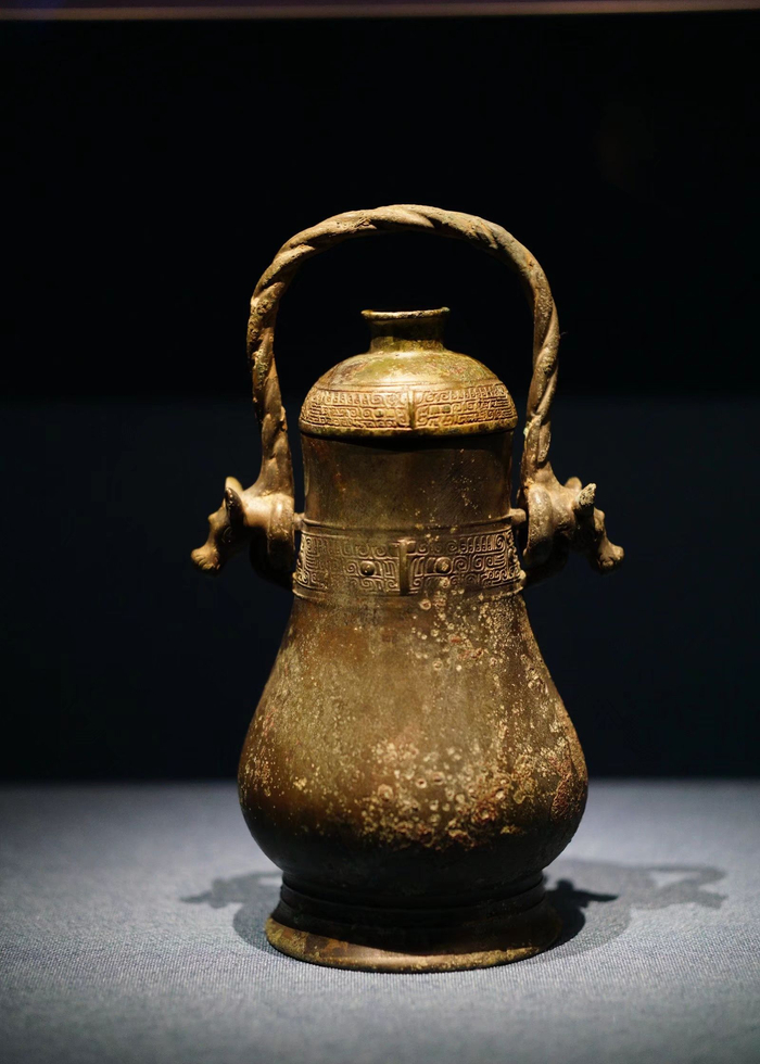 山西青铜博物馆展出的古代青铜器_新浪新闻