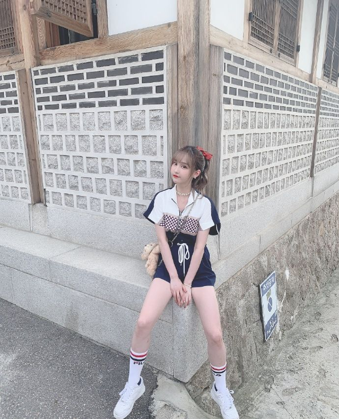 偶像美少女snh48王晓佳迷人可爱写真美照欣赏