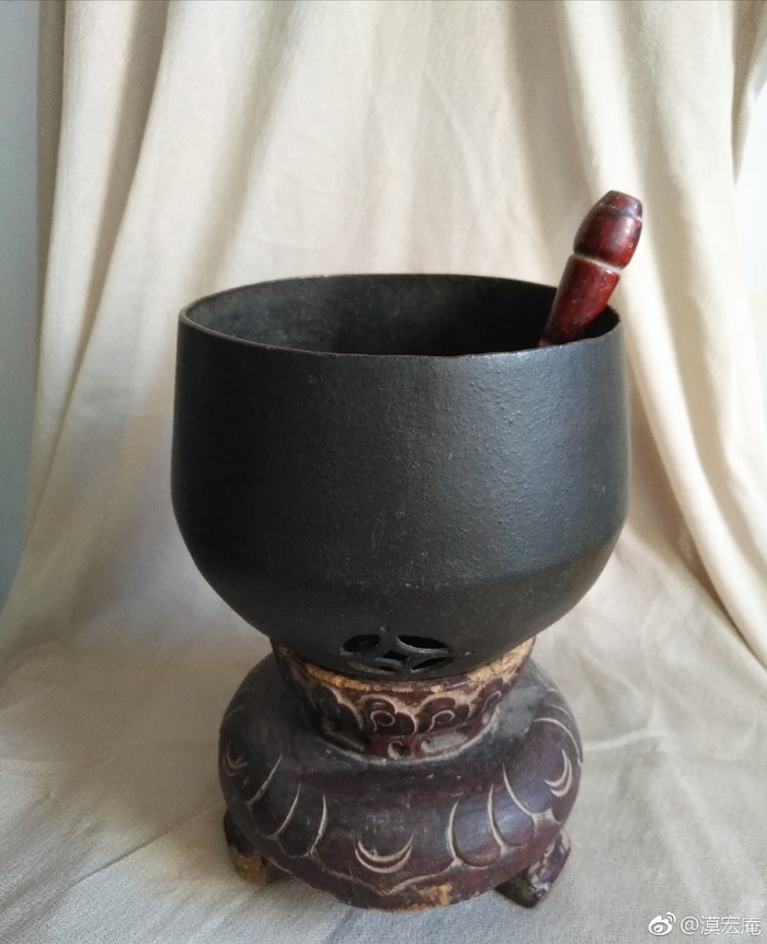 古代青铜钱纹磬