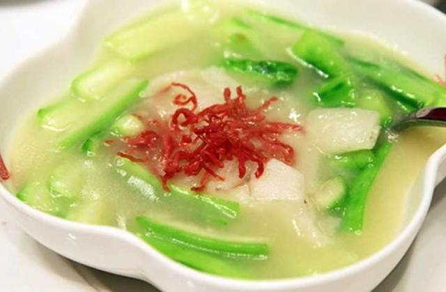 滚刀块到底怎么切?!其实滚刀块又分直刀切和斜到切|滚刀|食材|直刀|茄子|菜刀_新浪新闻