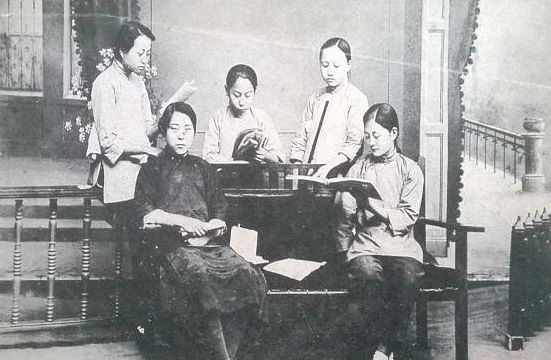 一组晚清真实照片：百姓民不聊生，无地可种无粮可吃！