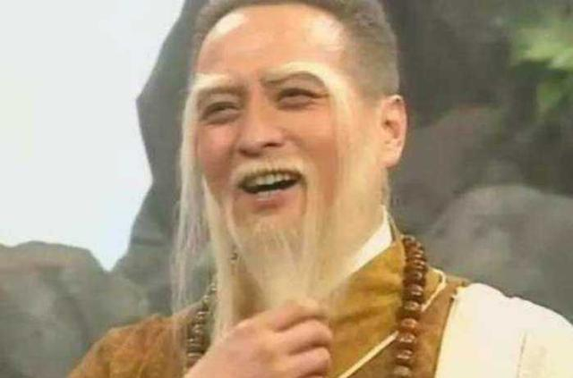 射雕英雄传:周伯通和裘千仞的武功都属上层,为何未能与五绝齐名