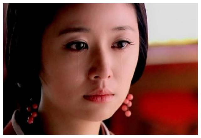 林心如哭戏有多美薛采月清冷高贵紫薇楚楚动人