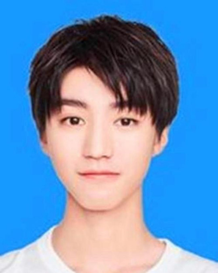 男星证件照大集合，保证帅你一脸，你更喜欢谁？