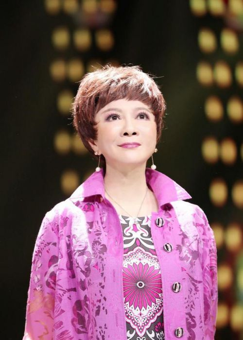 16年前蔡明演的《党员马大姐》,蒋欣也在其中,有谁发现了杨紫?