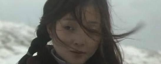 《天浴》:李小璐的成名作,曾被耽搁多年,14岁的她那样明媚动人