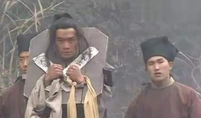 古代押送女囚犯去边疆,来回几千里路,为何官差都喜欢做这种事