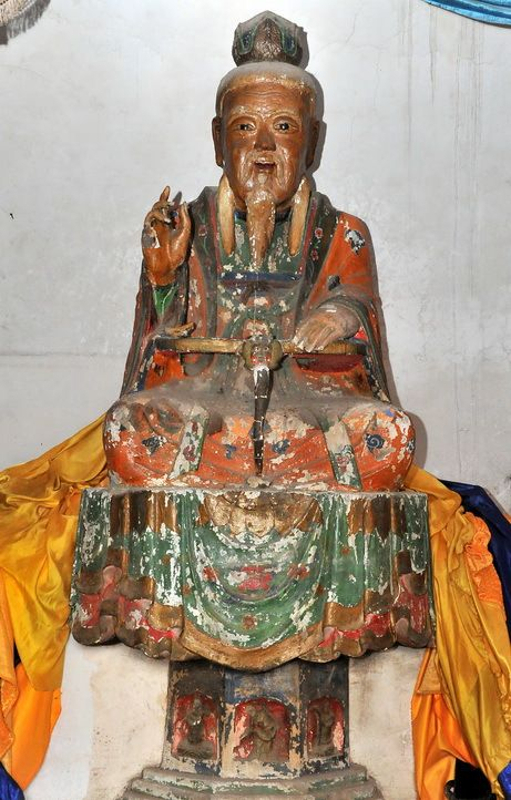 别克君越老款图片