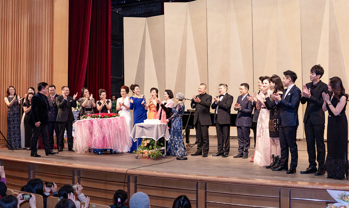 胡适熙教授从教55周年音乐会举行 13位歌唱家9位钢琴家同台演出