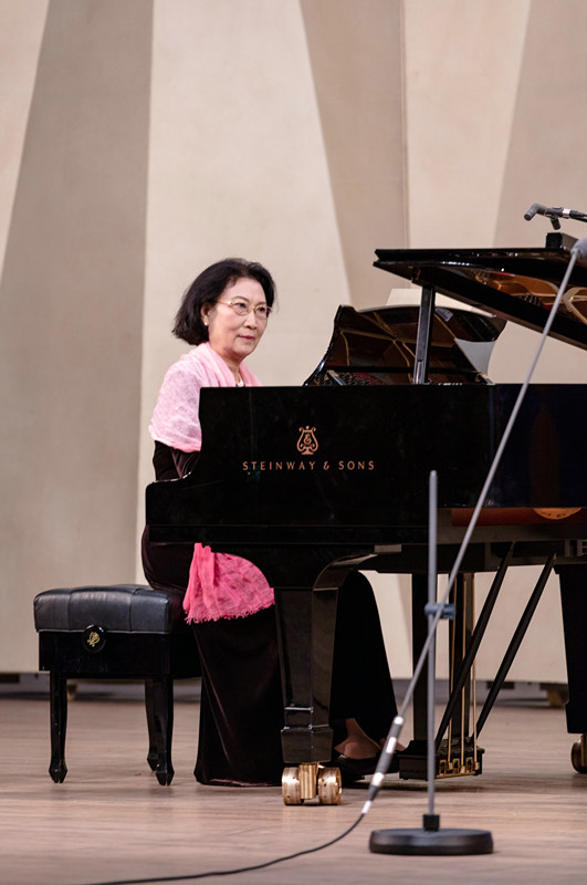 胡适熙教授从教55周年音乐会举行 13位歌唱家9位钢琴家同台演出
