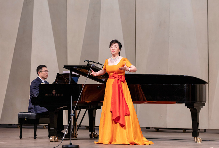 胡适熙教授从教55周年音乐会举行 13位歌唱家9位钢琴家同台演出