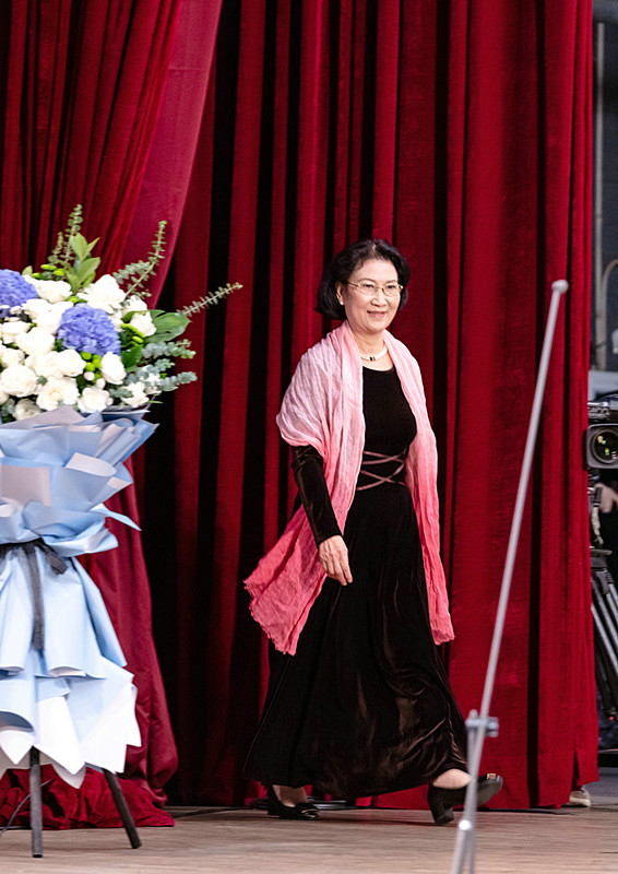 胡适熙教授从教55周年音乐会举行 13位歌唱家9位钢琴家同台演出