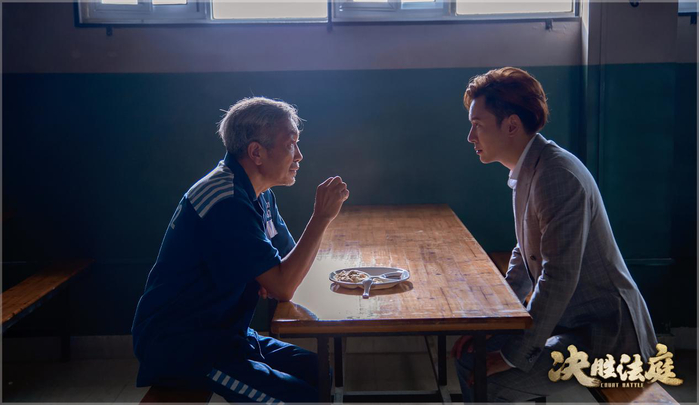 铁荣光廖昌平法庭正面交锋 《决胜法庭》全面映射检察官情感交织