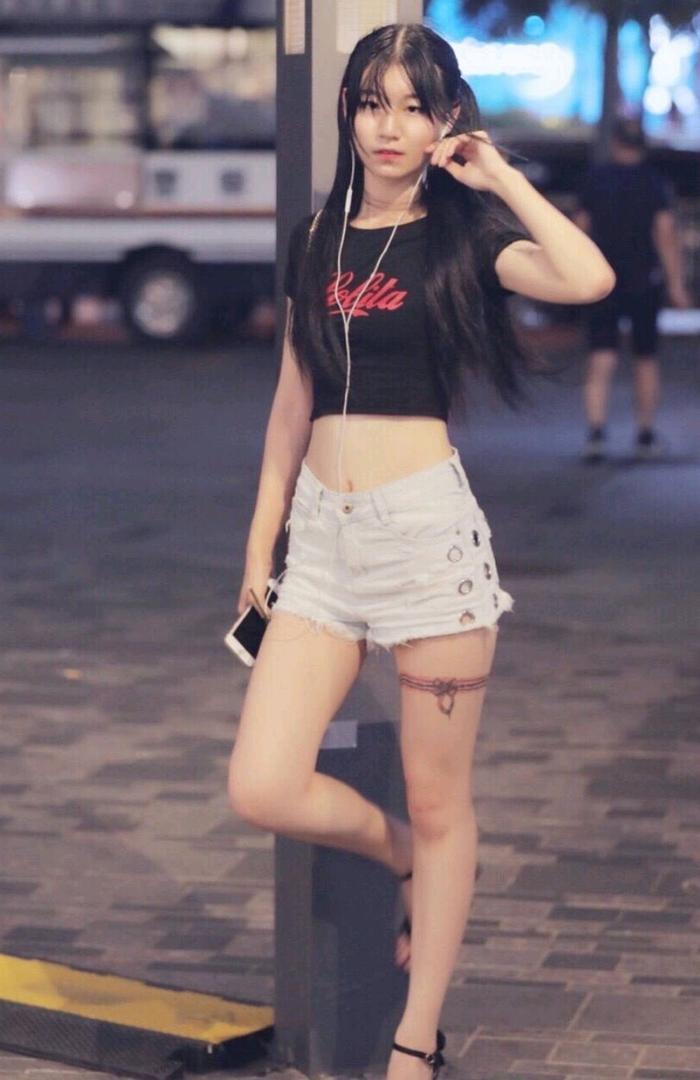 街拍　小妹 