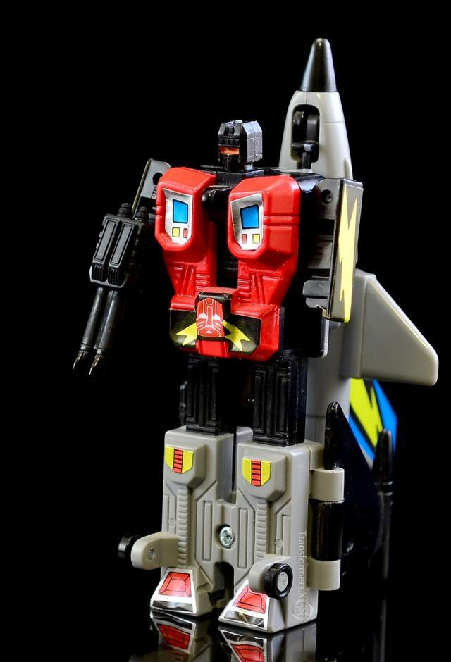 变形金刚g1动漫人物博派汽车人的空战梯队飞行太保