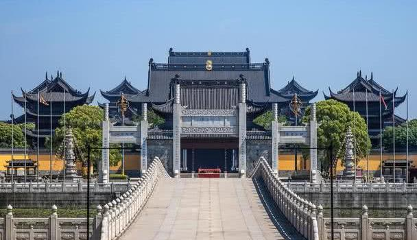 苏州重元寺，水上观音阁重现水天佛国，主寺庙区梵音缭绕