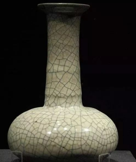 古瓷“开片”鉴赏与成因