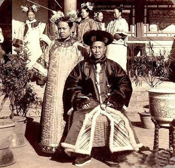 140年前清朝的老照片,还原最真实的晚清社会,和电视对比明显