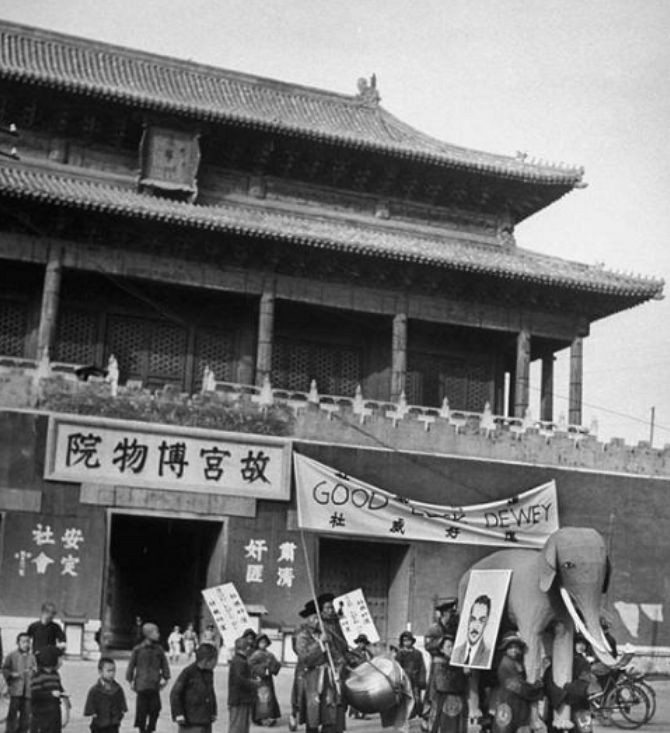 民国时期的北京：图2为故宫博物院门口，图6是颐和园内近景