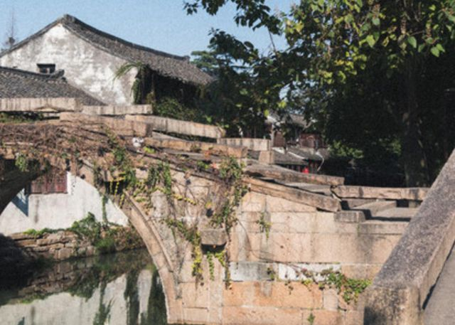 旅游:双桥——周庄的标志性景点,因油画《故乡的回忆》而出名