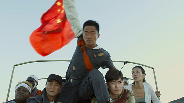 《战狼3》未映已火，吴京对战邹兆龙，他与唐嫣彭于晏武装上阵|_新浪娱乐_新浪新闻