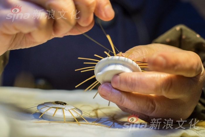 百年传承的指尖技艺 竹海盛开的艺术之花|竹编|瓷胎|竹丝|技艺|竹篾_新浪新闻