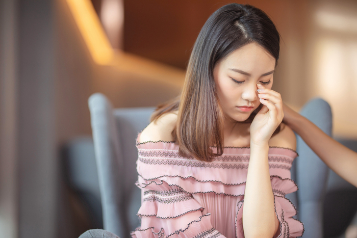 心理学:真正的安慰是有力量的,情商高的人都用这三种方式安慰人