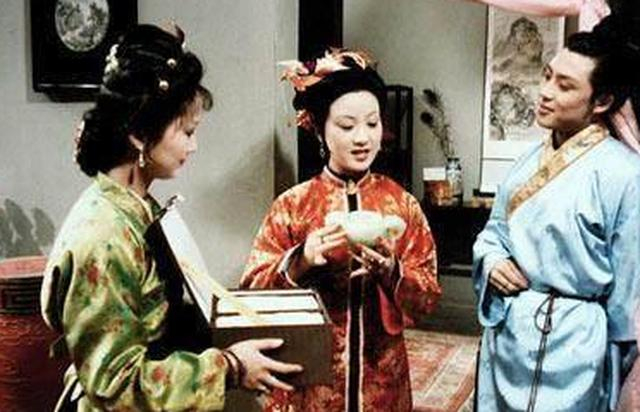 《红楼梦》这些细节暗示了王熙凤和宁国府还有另一层血缘关系|贾蓉|贾琏|鸳鸯|小姐_新浪新闻