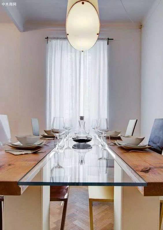 实木餐桌面中间掏空装玻璃或灯带好看吗？