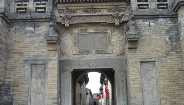 高家大院,这里建筑雄伟大气历经百年沧桑,充满浓厚的文化气息