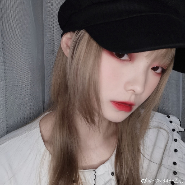 可爱美少女歌手-ckg48-孟玥写真美照