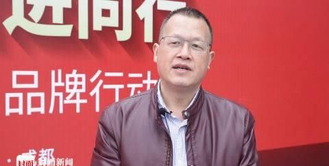 《宽窄之道》在成都首发 叶延滨等名家现场助阵_新浪新闻