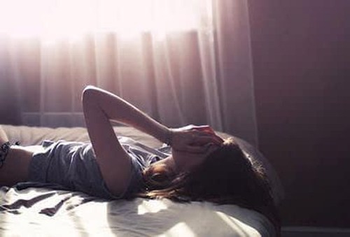 经常半夜惊醒当心几种大病 (图)