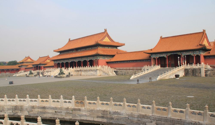 中国古建筑的屋顶形式——歇山顶,富于变化,高峻凝重|山顶|歇山|庑殿顶|重檐|屋顶_新浪新闻