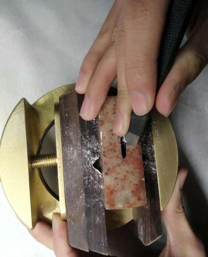 推荐篆刻初学者的基本刀法演示