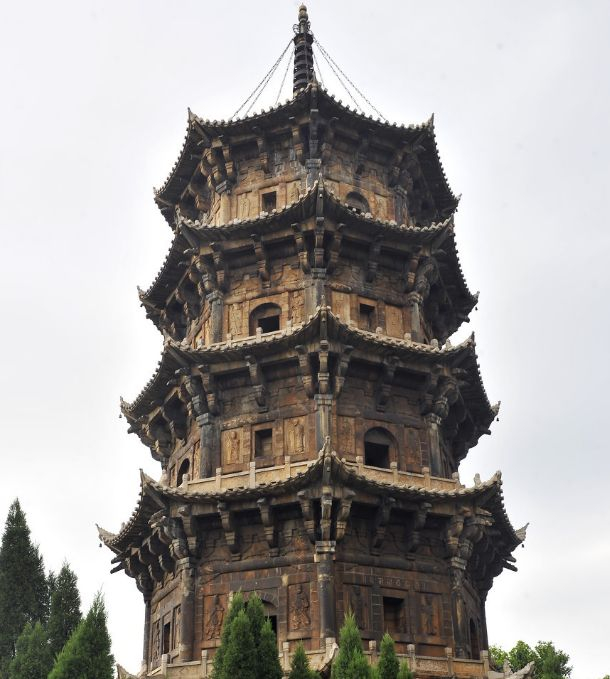 我国东南沿海重要的文物古迹——开元寺双子塔，古石塔建筑的珍品|木塔_新浪新闻