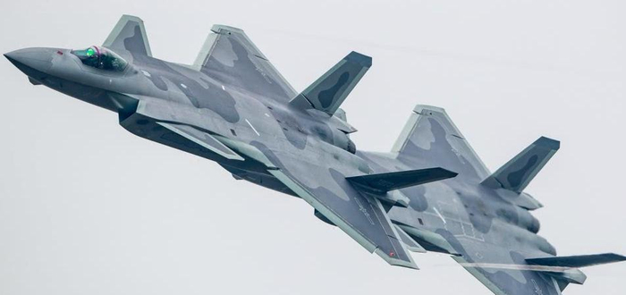 歼-20隐形战斗机高清多图 自信的航空工业 自信的中国空军_新浪新闻