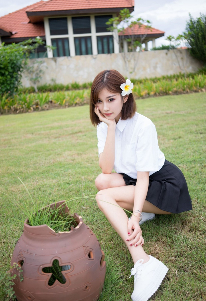 杨晨晨sugar清纯可爱学生妹生活照图片__财经头条