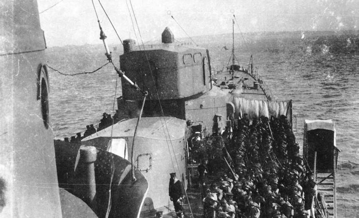 1926年旧日本海军第一型重巡洋舰——“古鹰”级重巡洋舰