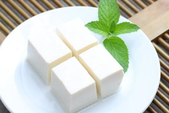 1块豆腐,2刀怎么切成8块?有人回答还能切16块,32块?
