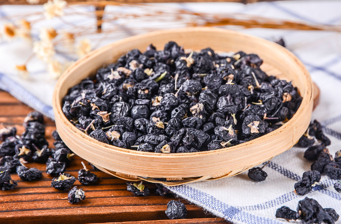 黑枸杞虽好,但食用黑枸杞有三大禁忌,99%的人不知!